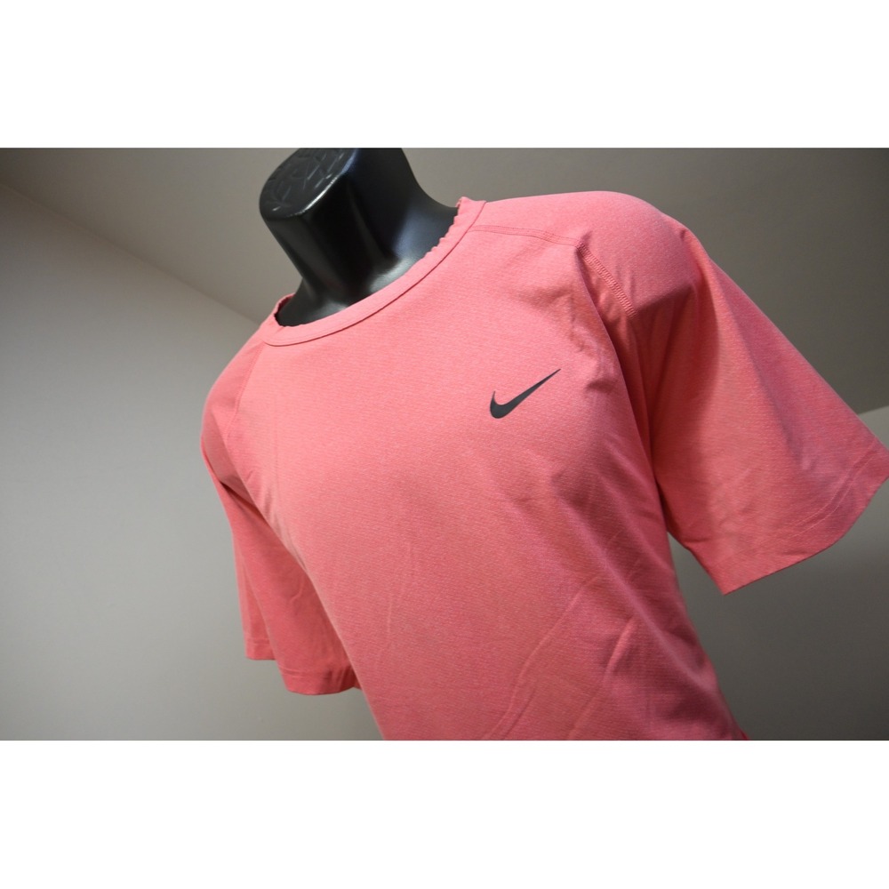 Nike Dri-FIT Gym Shirt Mens Large Pink Short Sleeve Athletic Swoosh Excellent